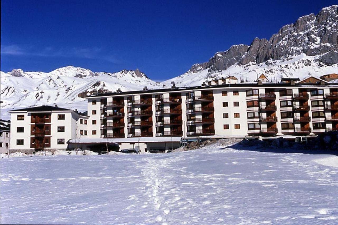 Hotel Nievesol Formigal Exterior foto